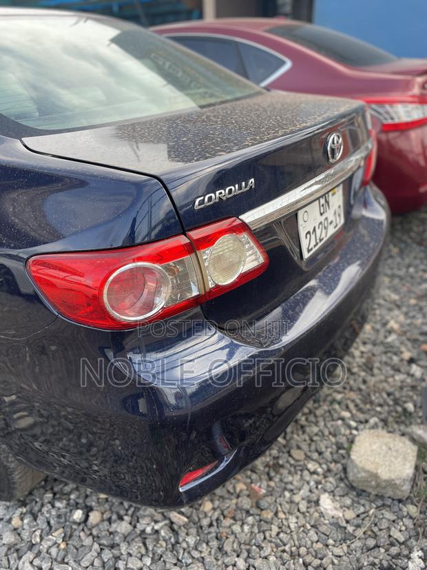 Toyota Corolla 2013 Blue
