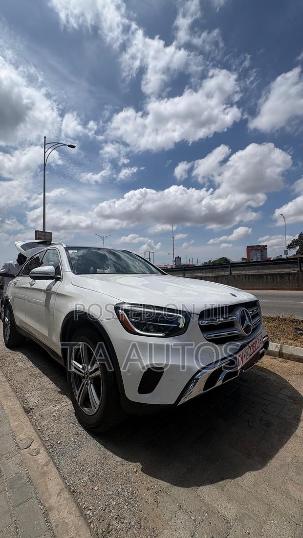 Mercedes-Benz GLC-Class 2021 White