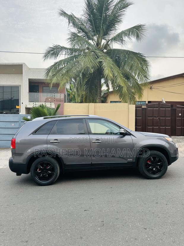 Kia Sorento 2012 Gray