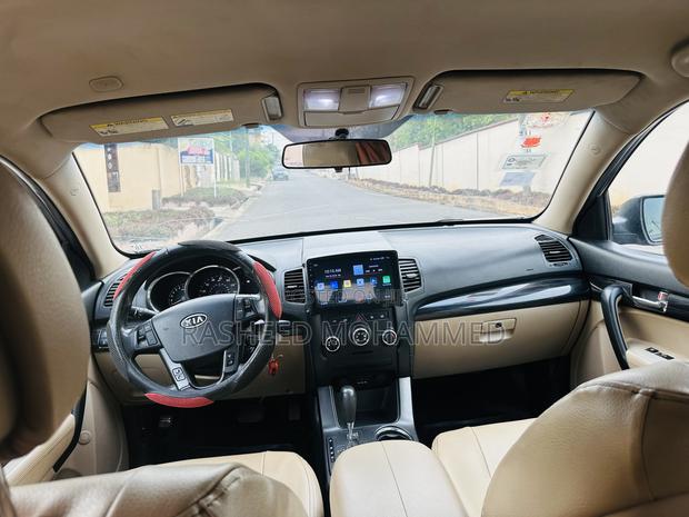 Kia Sorento 2012 Gray