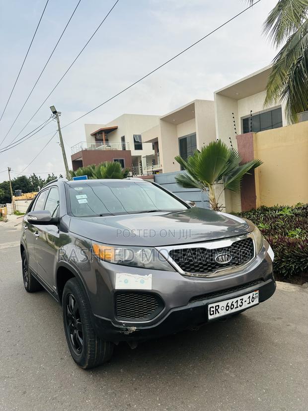 Kia Sorento 2012 Gray