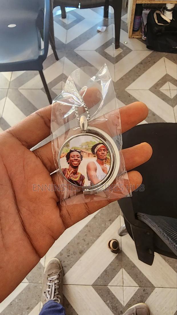 Customized Chains for Any Occassion photo 4