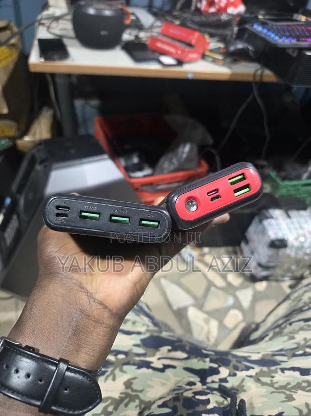 Powerbank 20000mah and 10000 photo 3