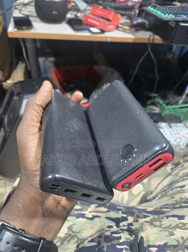 Powerbank 20000mah and 10000 photo 4