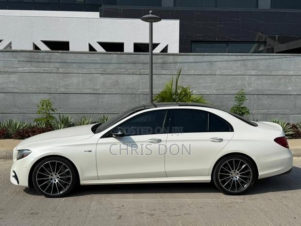 Mercedes-Benz E43 AMG 3.0 AWD 2018 White photo 3