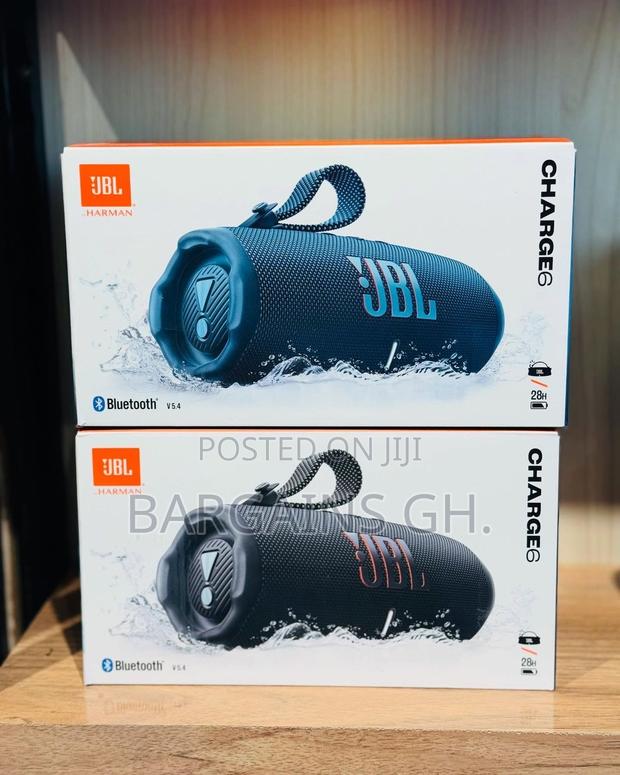 JBL Charge 6 Portable Waterproof Speaker photo 4