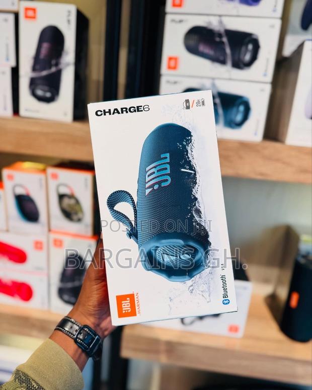 JBL Charge 6 Portable Waterproof Speaker photo 5
