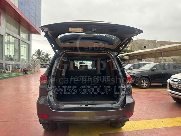 Toyota Fortuner 2017 Gray