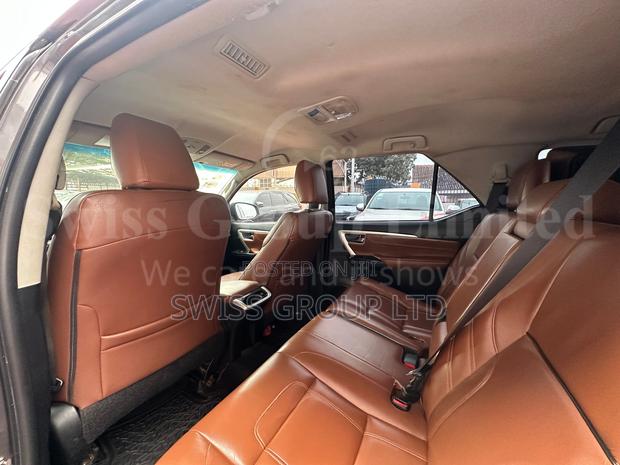 Toyota Fortuner 2017 Gray