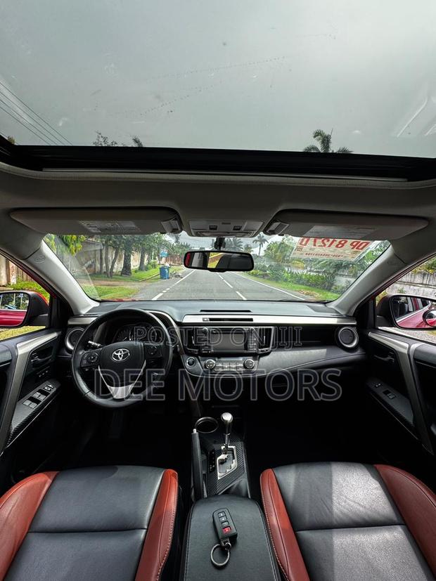 Toyota RAV4 Limited 4dr SUV AWD (2.5L 4cyl 6A) 2015 Red