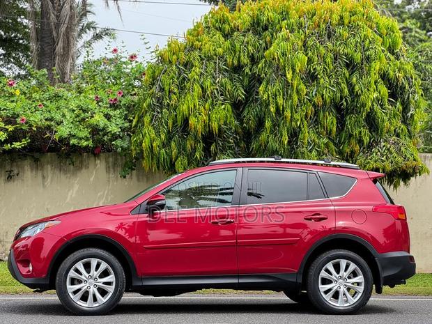 Toyota RAV4 Limited 4dr SUV AWD (2.5L 4cyl 6A) 2015 Red