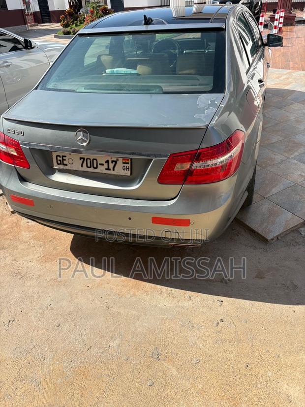 Mercedes-Benz E350 Base 4Matic Wagon AWD (3.5L 6cyl 7A) 2011 Gray photo 8