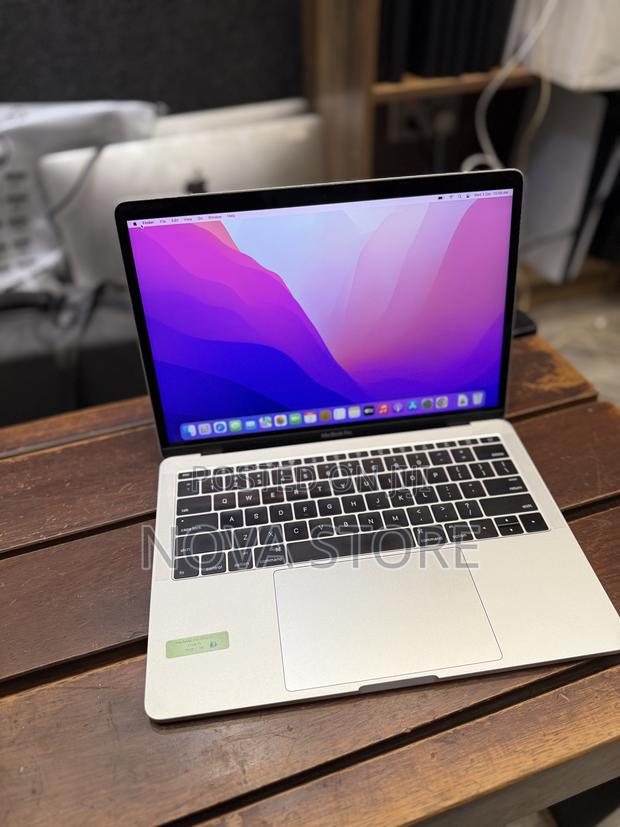 Laptop Apple MacBook Pro 2016 16GB Intel Core I5 SSD 1T photo 2