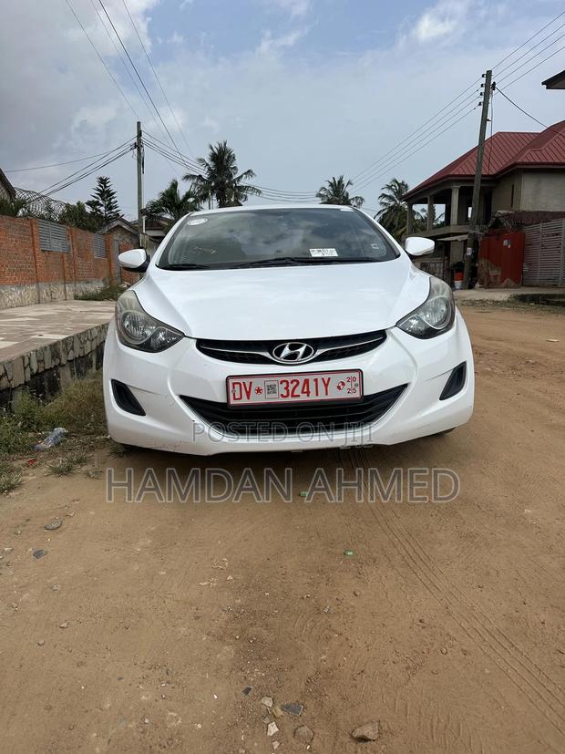 Hyundai Avante 2014 White