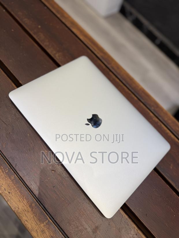 Laptop Apple MacBook Pro 2016 16GB Intel Core I5 SSD 1T photo 3