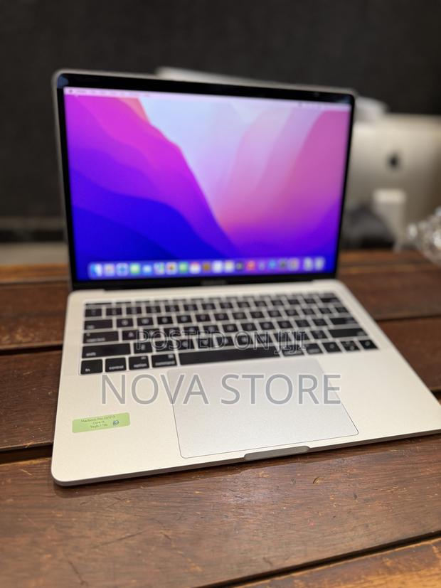 Laptop Apple MacBook Pro 2016 16GB Intel Core I5 SSD 1T photo 2