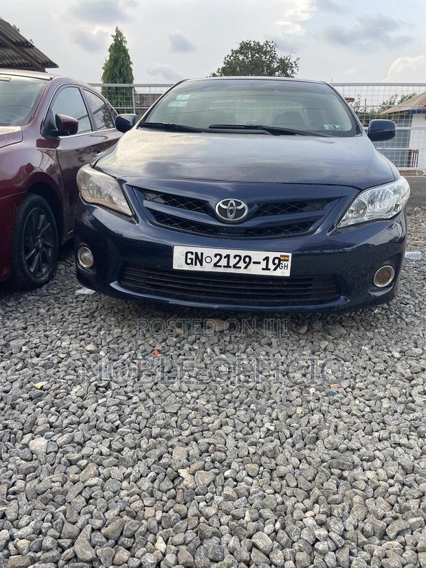 Toyota Corolla 2013 Blue