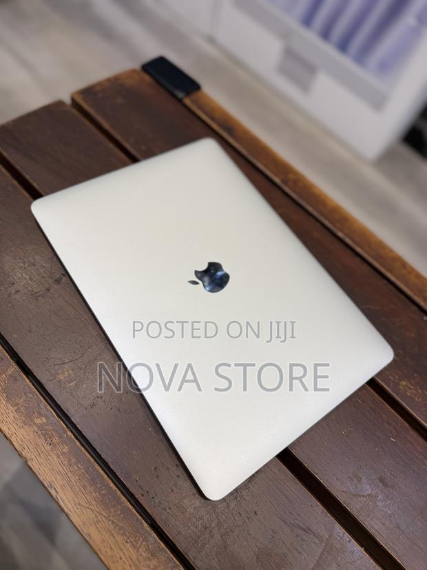 Laptop Apple MacBook Pro 2016 16GB Intel Core I5 SSD 1T photo 3