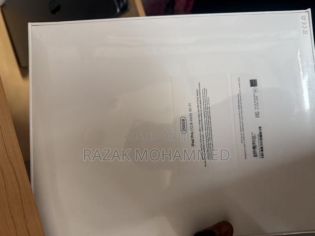 New Apple iPad Pro 12.9 (2018) 256 GB Gray photo 2
