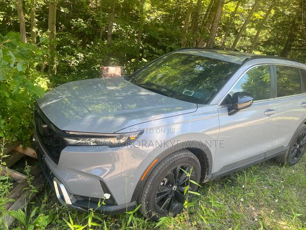 Honda CR-V Hybrid Sport Touring AWD 2025 Gray