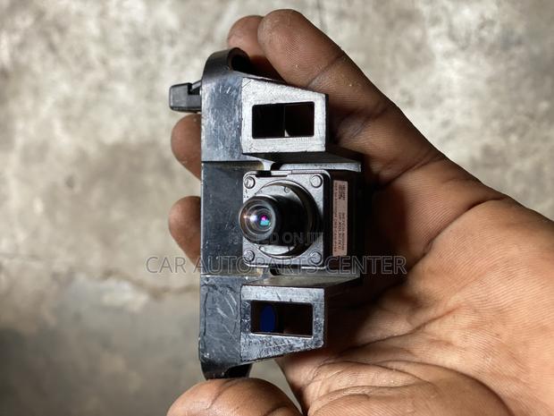 Toyota Landcruiser 2024-25 Reverse Camera photo 2