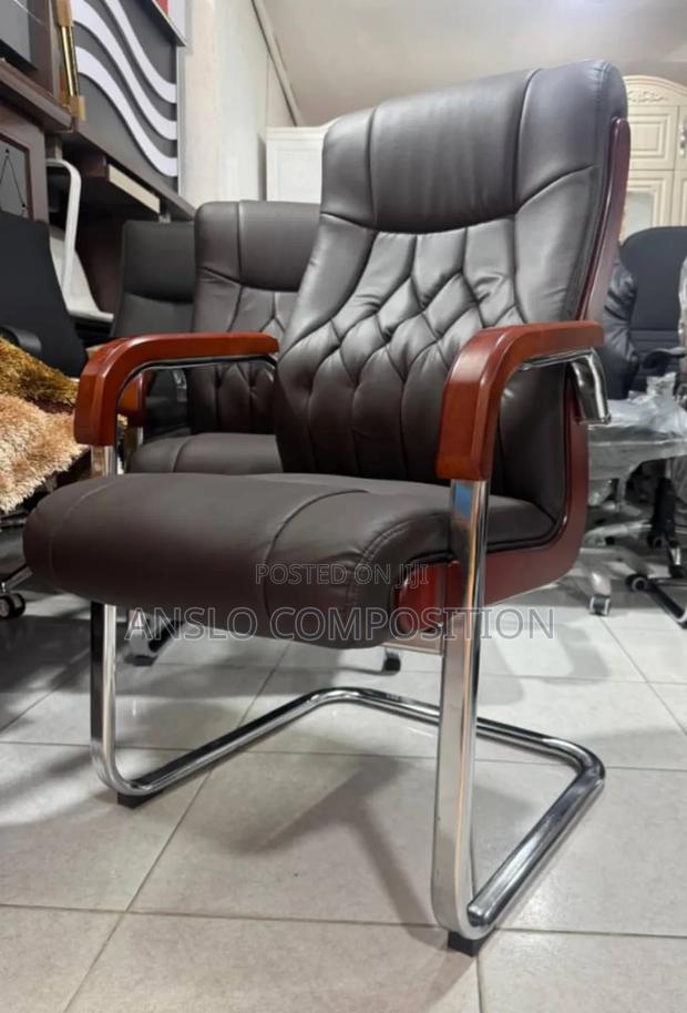 Hr Executive Waiting Chair · Photo 2