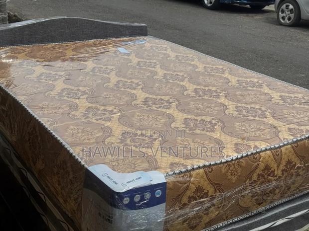 8 Inches Mattress · Photo 2