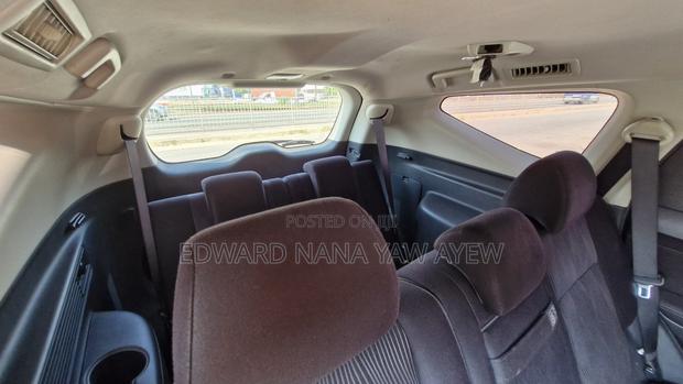 Mitsubishi Pajero Sport 2021 Silver