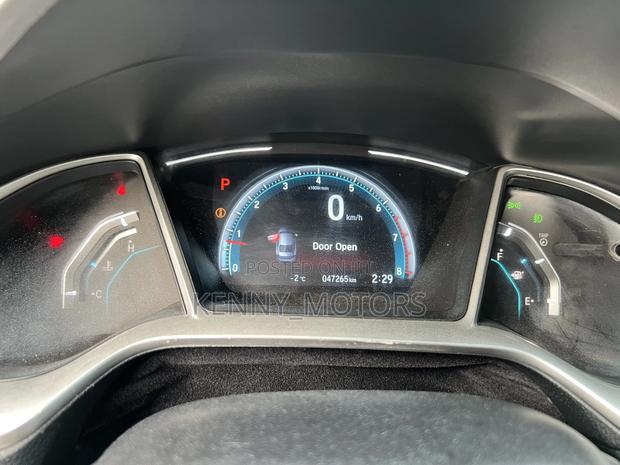 Honda Civic Touring 4dr Sedan (1.5L 4cyl) 2017 White photo 8
