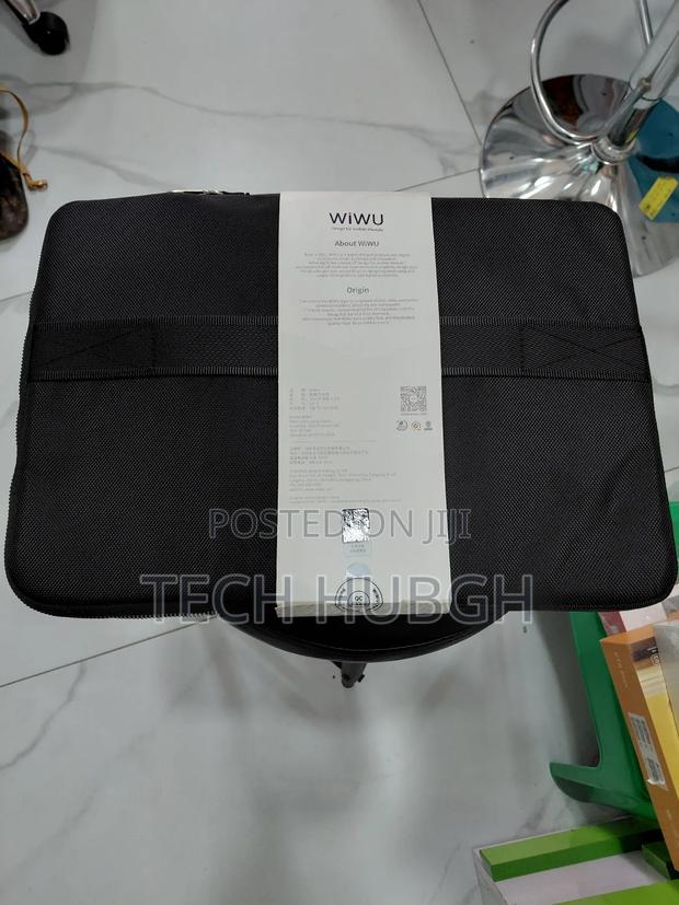 Hali Wiwu Laptop Bag photo 2