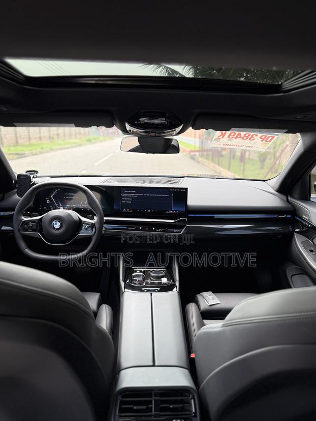 BMW 5 Series 530i xDrive AWD 2024 Black