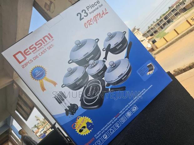 Dessini 23 Pieces Die Cast Set(23piece Imperial Set Original photo 2