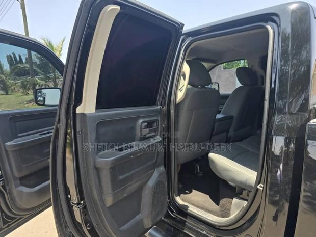 Dodge RAM 2014 Black