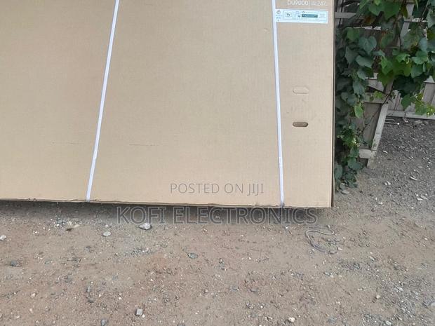 Samsung 98” Retromajesty Ultra Hd Supreme Legacy Model · Photo 4