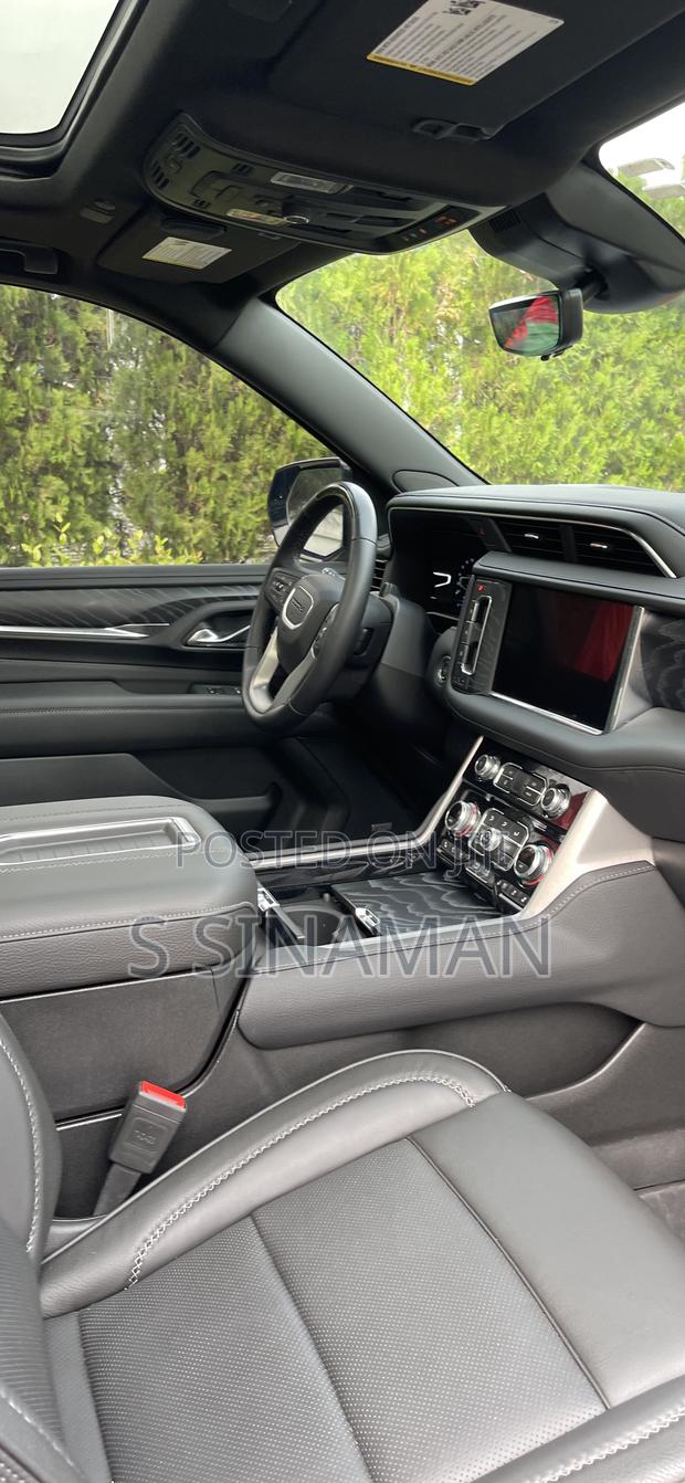 New GMC Yukon Denali 4WD 2024 Black