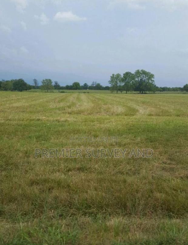 Expert in Land Survey · Photo 4
