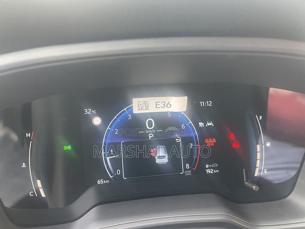 New Toyota Corolla Cross XLE 2025 Black photo 6