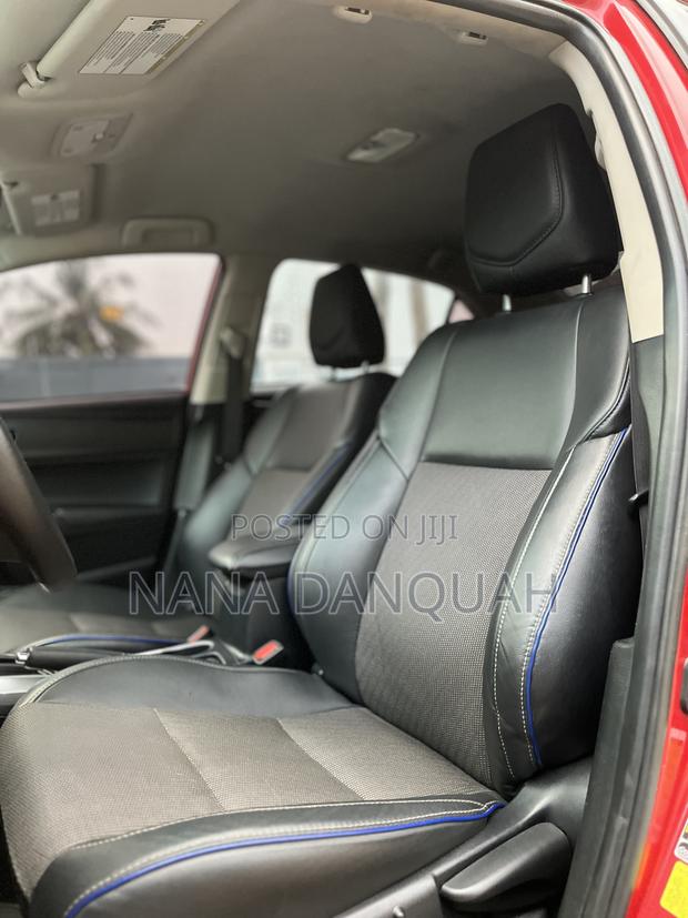 Toyota Corolla SE (1.8L 4cyl 2A) 2018 Red