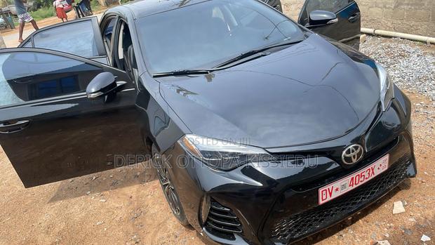 Toyota Corolla L (1.8L 4cyl 2A) 2018 Black