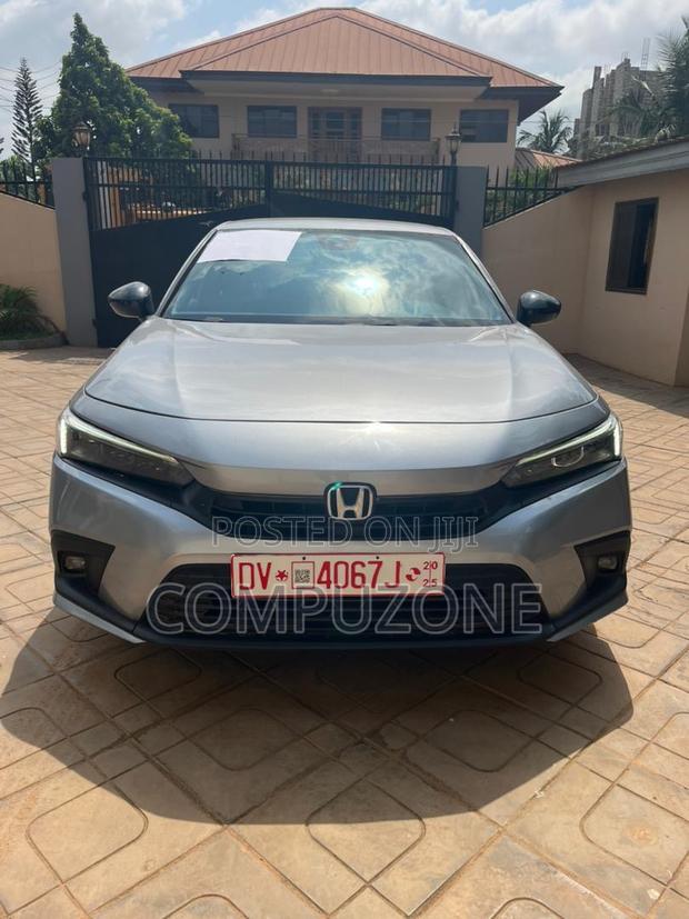 Honda Civic Sport 2022 Silver photo 8