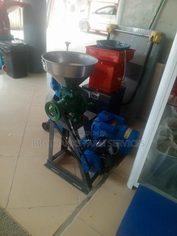 Cute Corn Milling Machine · Photo 2