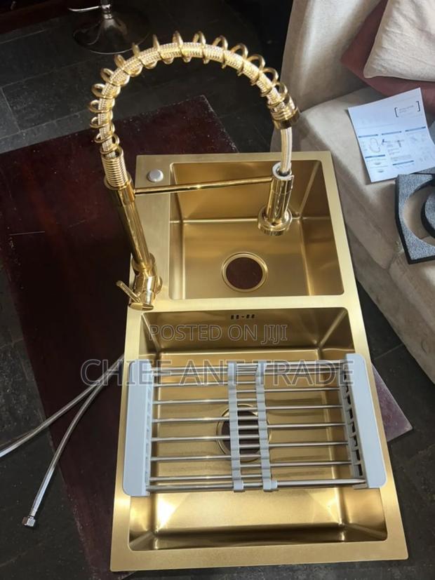 Double Gold Sink · Photo 4