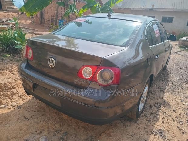 Volkswagen Passat 2.0 FSI Comfortline 2006 Brown