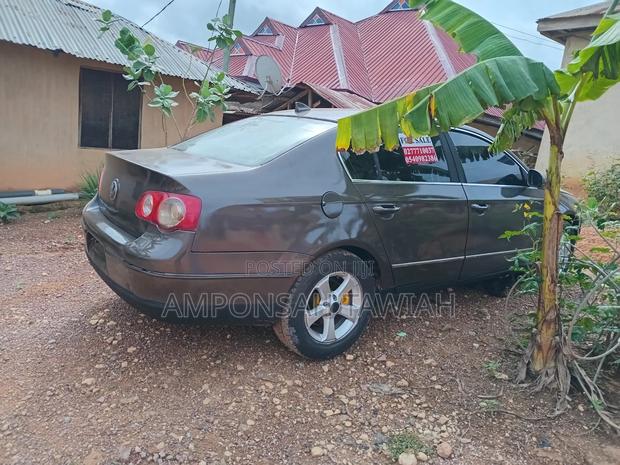 Volkswagen Passat 2.0 FSI Comfortline 2006 Brown