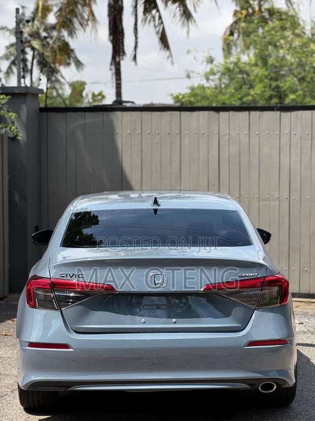 Honda Civic 2023 Blue photo 6