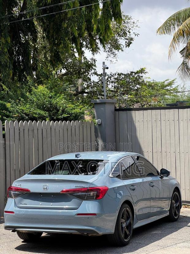 Honda Civic 2023 Blue photo 4