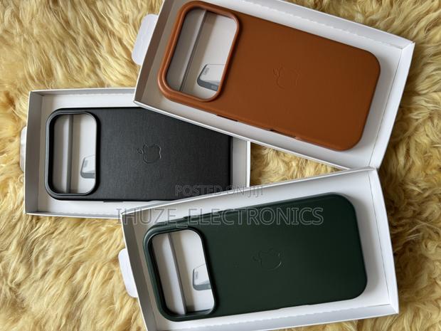 Genuine Magsafe Leather Case For iPhone 17pro / 17pro Max photo 2