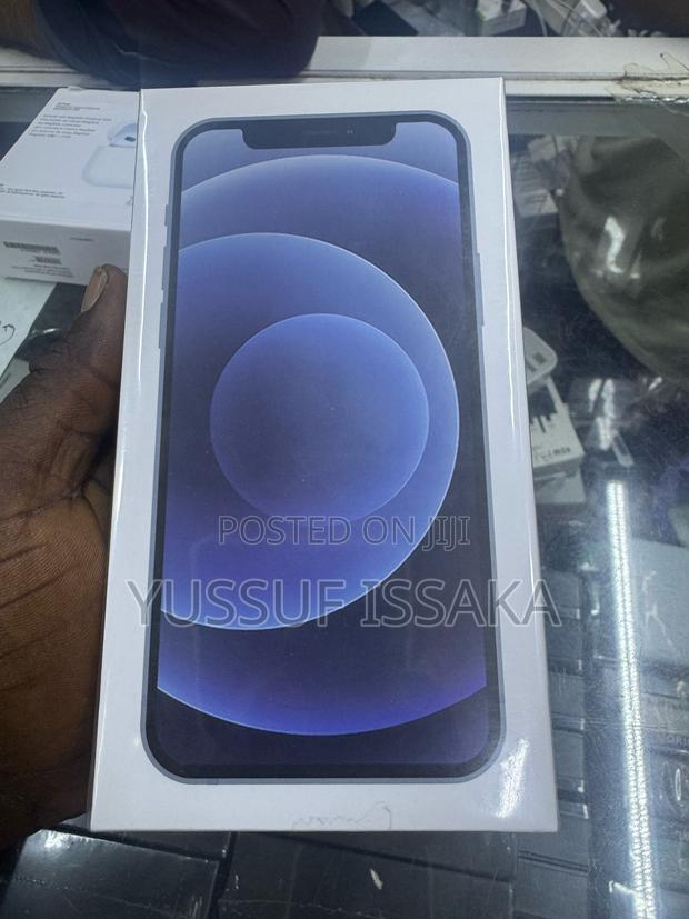 New Apple iPhone 12 128 GB White photo 2