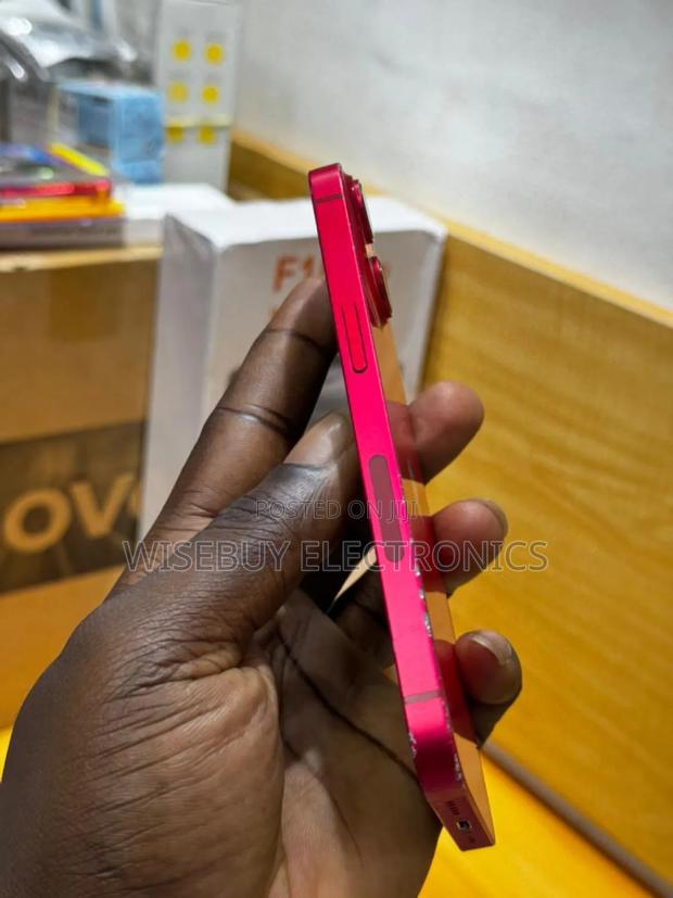 Apple iPhone 14 128 GB Red photo 2