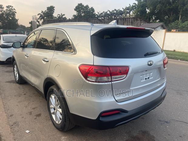 Kia Sorento 4dr SUV 2016 Silver
